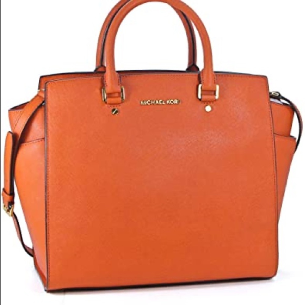 BRAND NEW! Never worn. Michael Michael Kors Selma